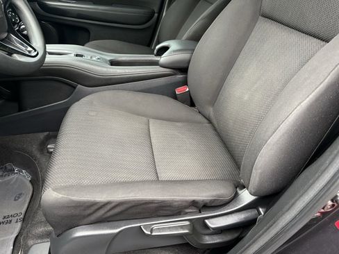 Used 2018 Honda HR-V LX image 4