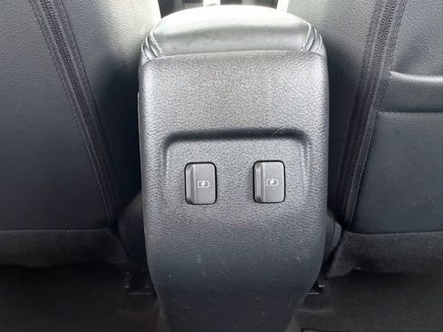 Certified 2023 Nissan Kicks SR w/ SR Premium Package FWD image 29