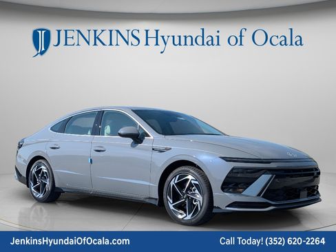 New 2026 Hyundai Sonata SEL image 1