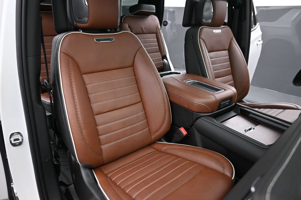 Used 2023 GMC Yukon Denali Ultimate AWD/4WD image 22