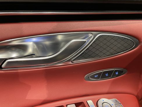 Used 2022 Genesis GV70 3.5T Sport w/ Sport Prestige Package image 15