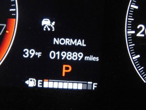 Used 2024 Honda HR-V LX image 30