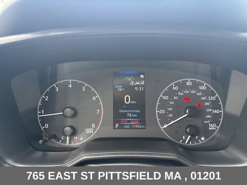 Used 2025 Toyota Corolla LE FWD image 23