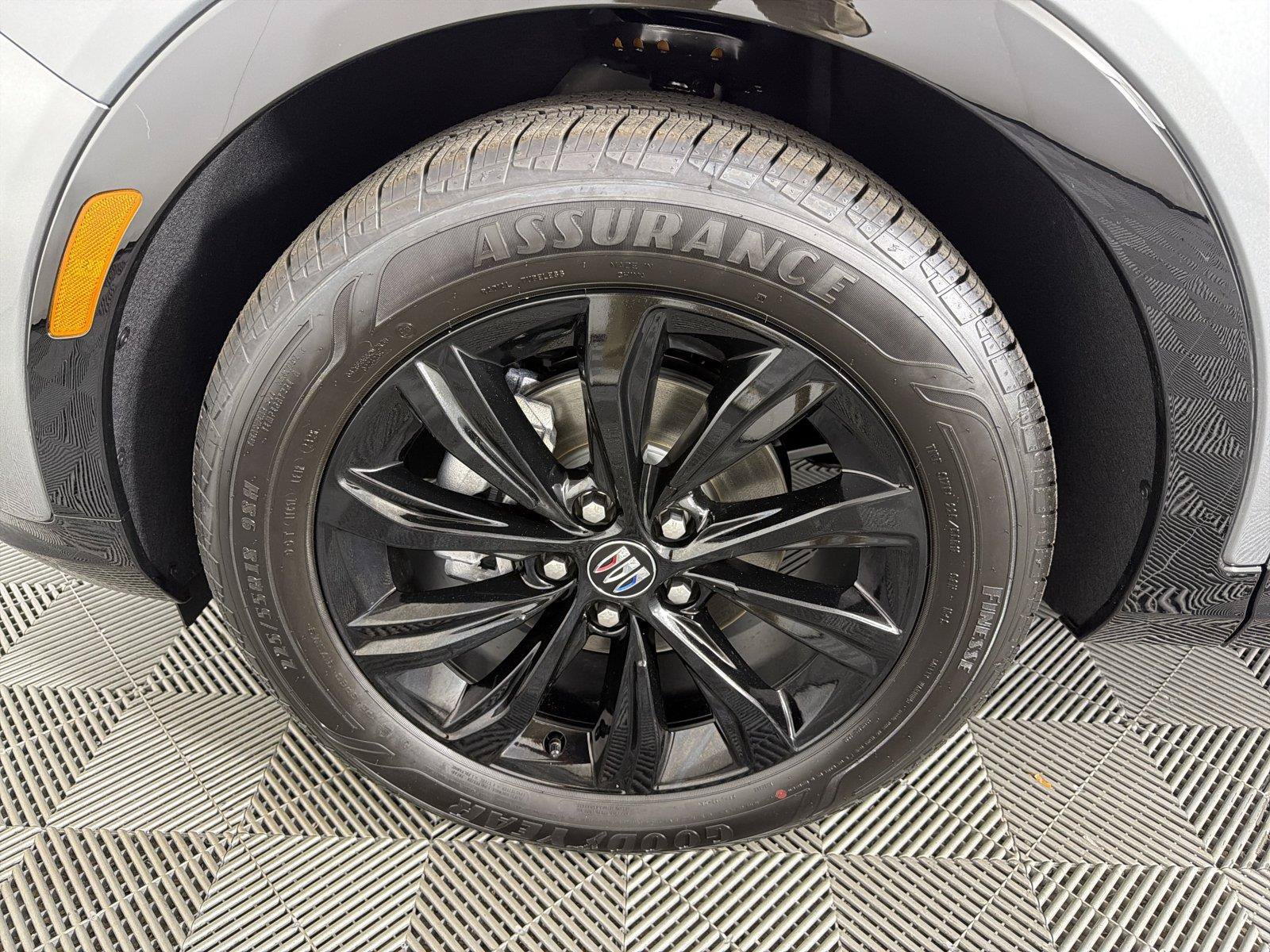 New 2026 Buick Envista Sport Touring FWD image 9