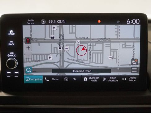 Certified 2025 Honda Pilot Touring image 32