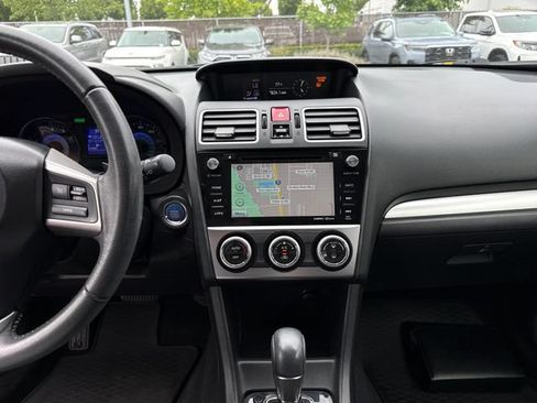 Used 2015 Subaru Crosstrek Touring AWD/4WD image 26