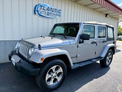 Used 2017 Jeep Wrangler Unlimited Sahara w/ Connectivity Group