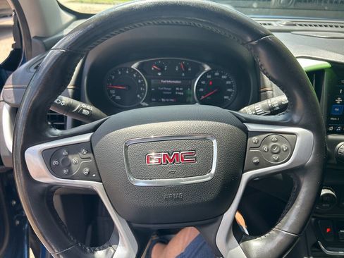 Used 2021 GMC Terrain SLT w/ Infotainment Package II AWD/4WD image 10