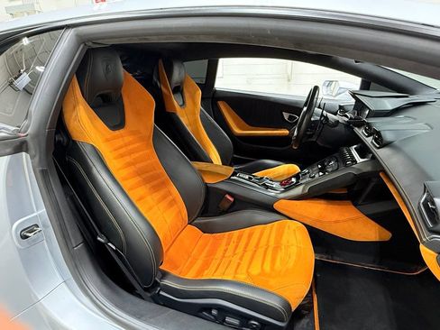 Used 2017 Lamborghini Huracan LP 580-2 RWD image 45