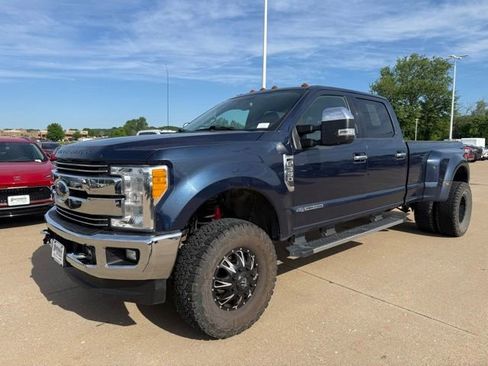 Used 2017 Ford F350 Lariat w/ Chrome Package AWD/4WD image 8