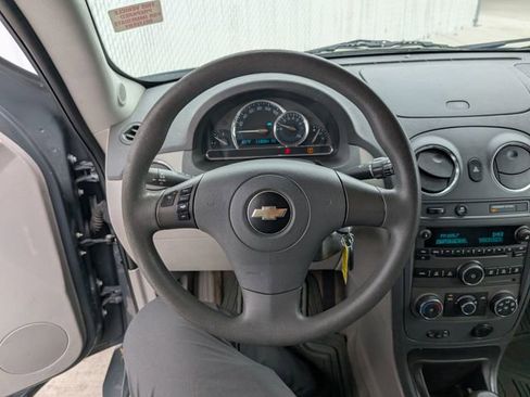 Used 2009 Chevrolet HHR LT FWD image 9