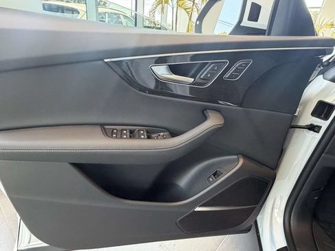 Used 2026 Audi Q8 Premium Plus AWD/4WD image 15