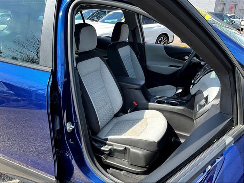 Used 2023 Chevrolet Equinox LS image 11