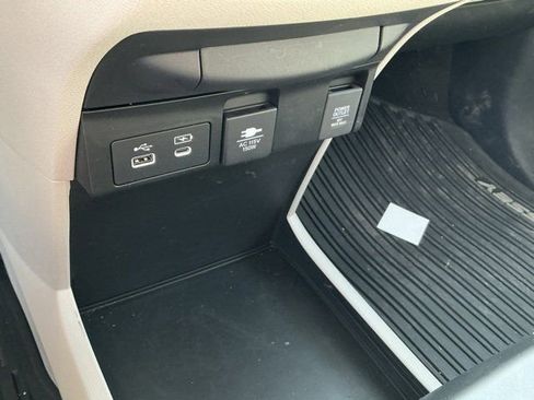 Used 2026 Honda Odyssey Touring image 18