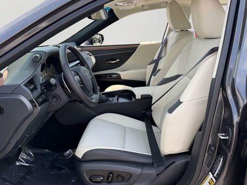 Certified 2025 Lexus ES 350 350 w/ Premium Package image 14