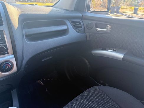 Used 2005 Kia Sportage 4WD V6 image 11