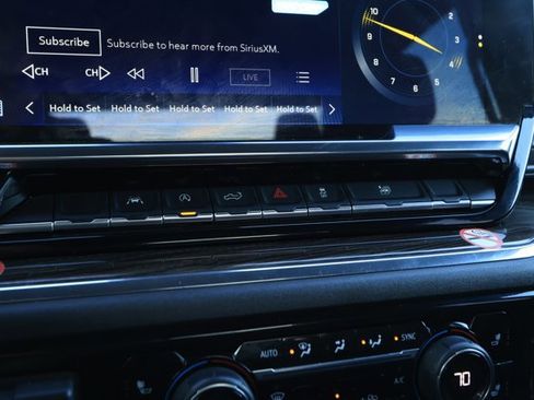 Used 2025 Chevrolet Silverado 1500 LT image 18