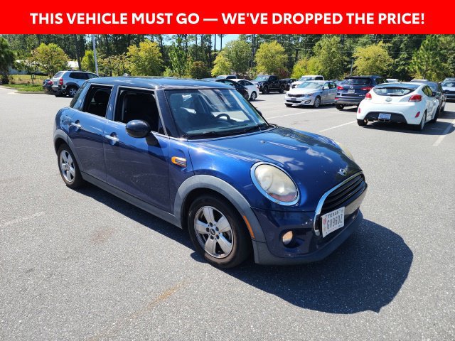 Used 2016 MINI Cooper 4-Door Hardtop FWD image 1