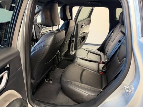 Used 2025 Jeep Compass Limited AWD/4WD image 27