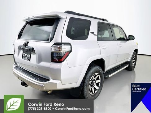 Used 2023 Toyota 4Runner TRD Off-Road Premium w/ Moonroof Package AWD/4WD image 10