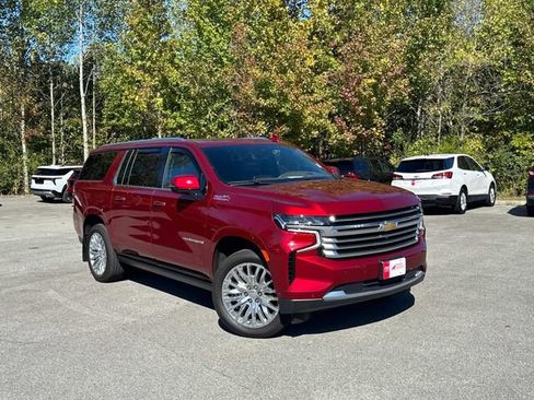 Certified 2024 Chevrolet Suburban High Country w/ Advanced Technology Package image 2