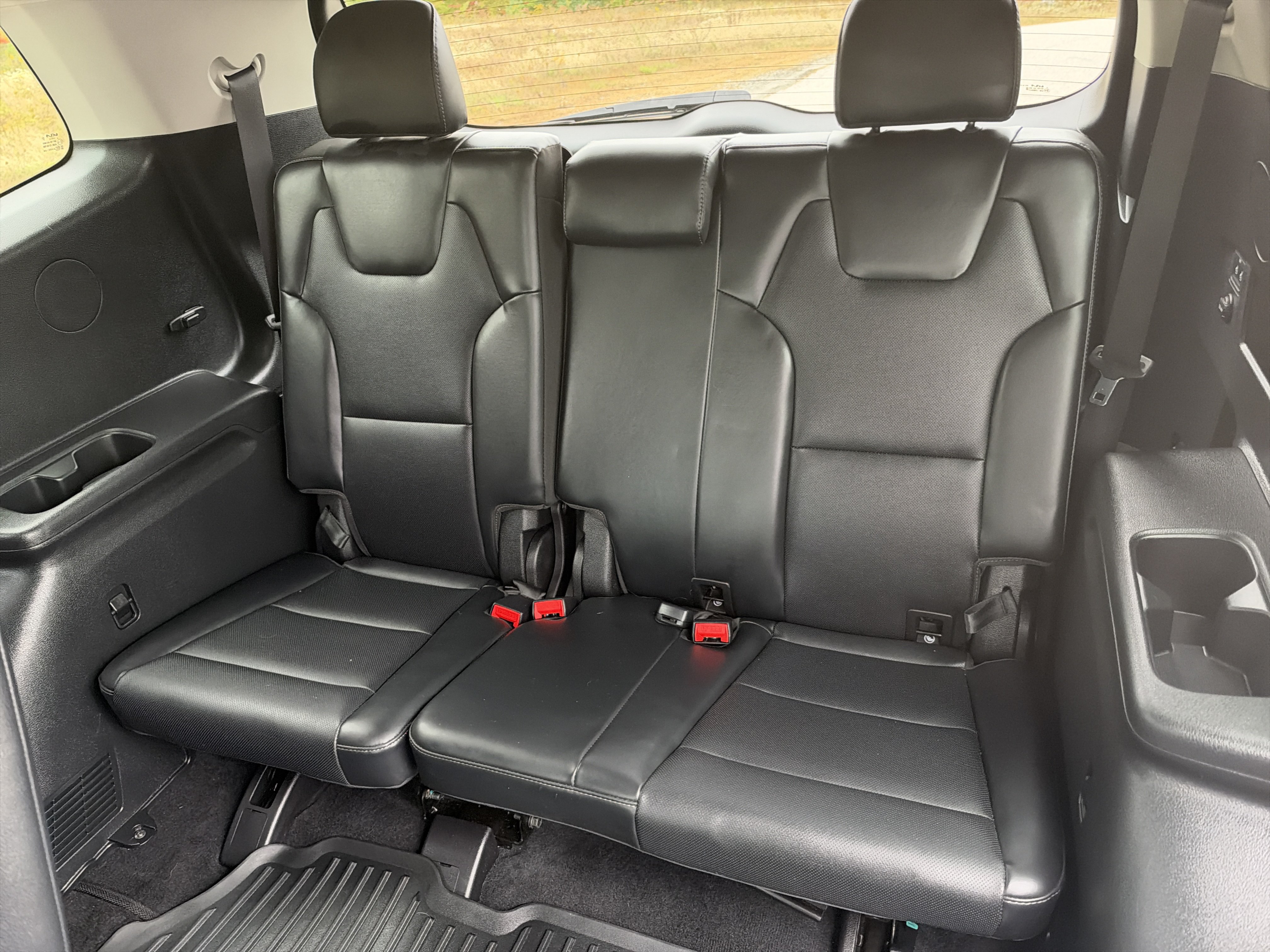 Used 2022 Kia Telluride EX w/ EX Premium Package AWD/4WD image 17