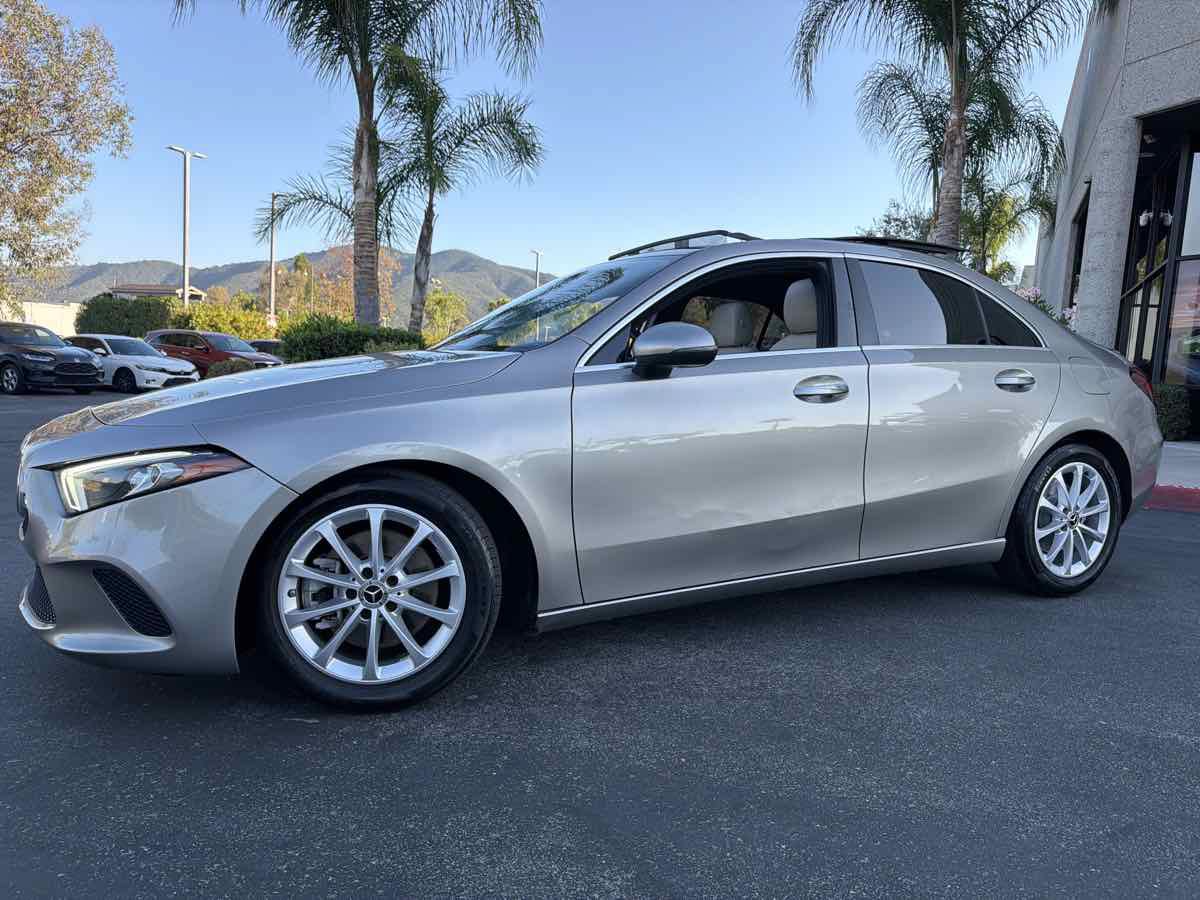 Used 2020 Mercedes-Benz A 220 w/ Premium Package image 18