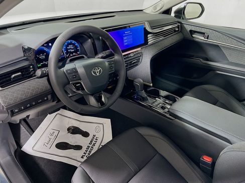 New 2026 Toyota Camry XLE image 10