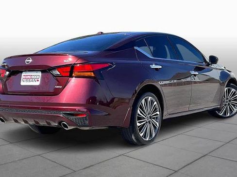 Certified 2024 Nissan Altima 2.5 SL image 13