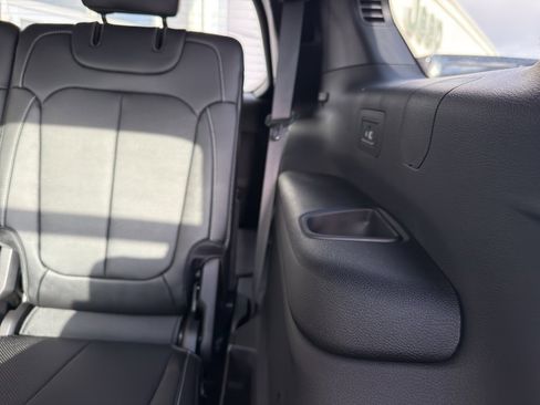 New 2026 Jeep Grand Cherokee L Limited image 36