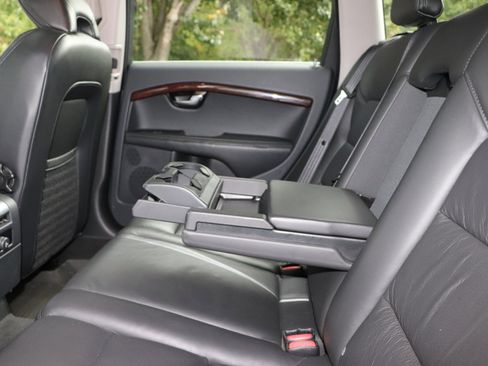 Used 2011 Volvo XC70 T6 image 20
