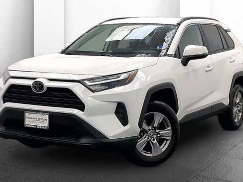 Used 2025 Toyota RAV4 XLE image 11