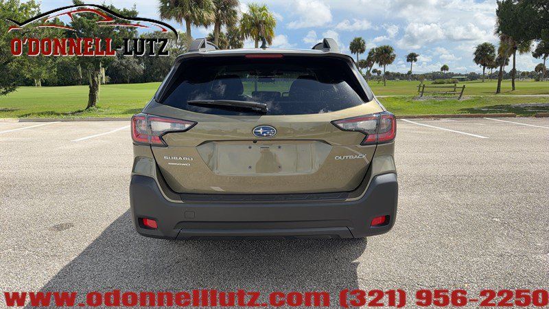 Used 2025 Subaru Outback Premium AWD/4WD image 5