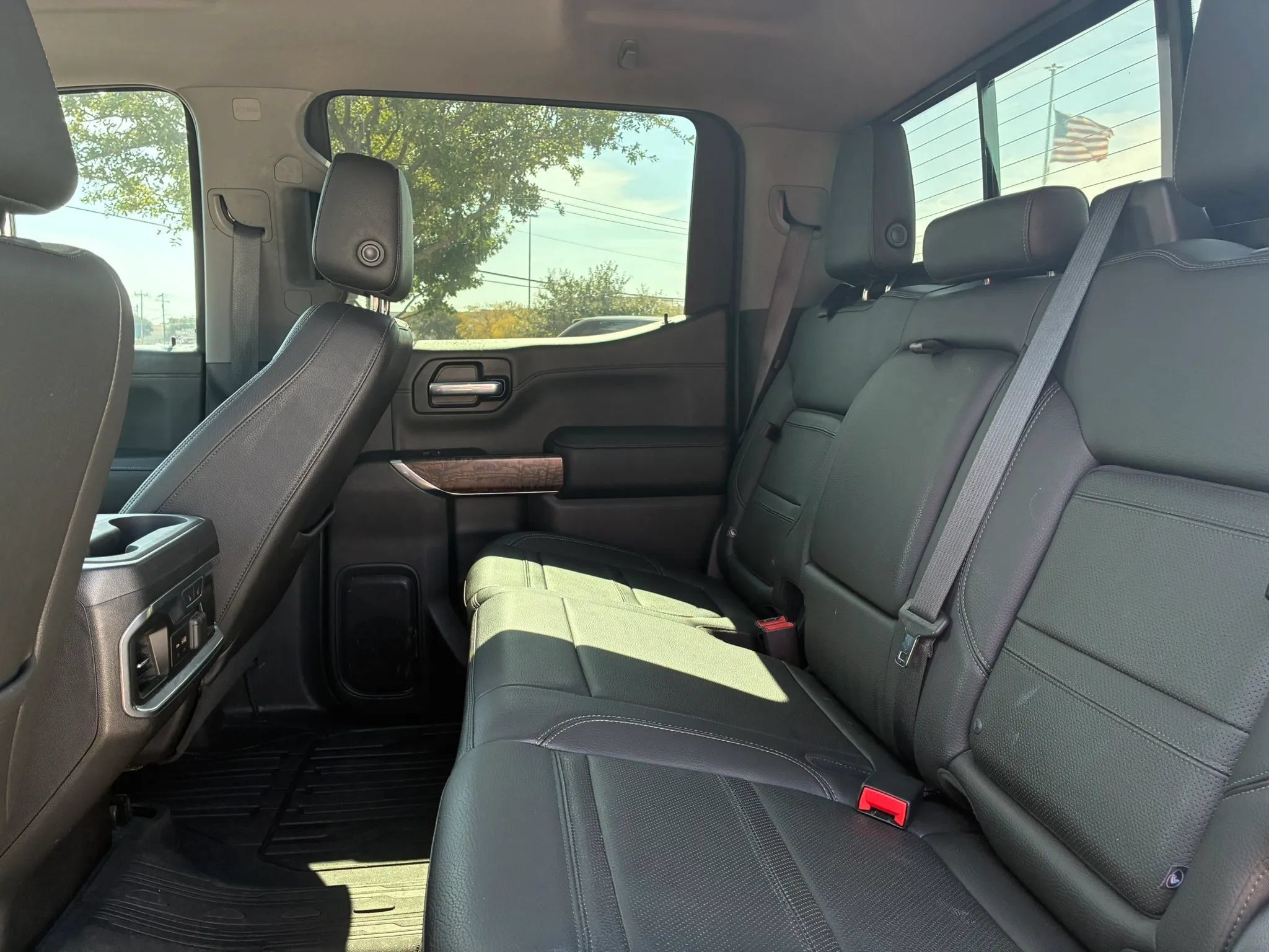 Used 2019 GMC Sierra 1500 Denali w/ Denali Ultimate Package AWD/4WD image 15