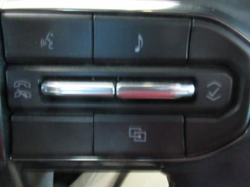 Used 2025 GMC Canyon AT4 AWD/4WD image 19