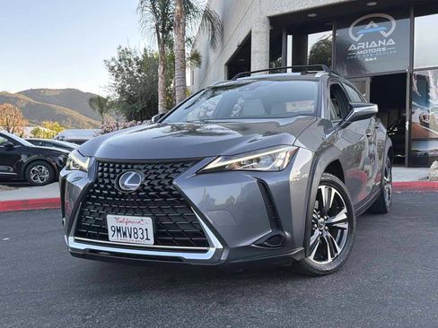 Used 2019 Lexus UX 250h w/ Premium Package AWD/4WD image 2
