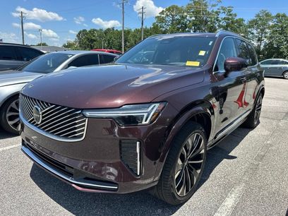 Used 2025 Volvo XC90 T8 Ultra w/ Lounge Package