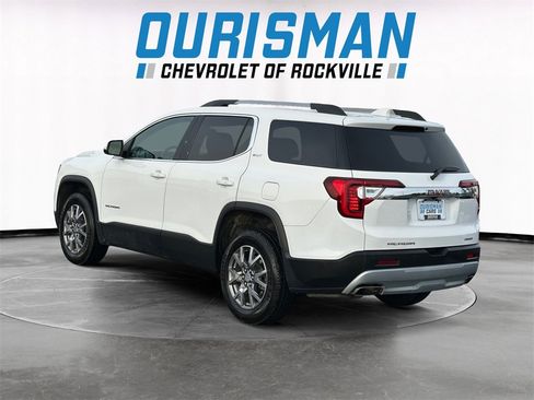 Used 2022 GMC Acadia SLT w/ LPO, Floor Liner Package image 4