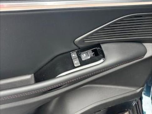 New 2025 Jeep Wagoneer S Limited image 43