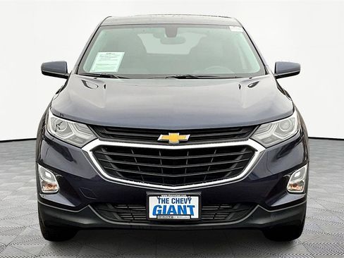 Used 2018 Chevrolet Equinox LT image 2