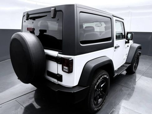 Used 2013 Jeep Wrangler Sport AWD/4WD image 7