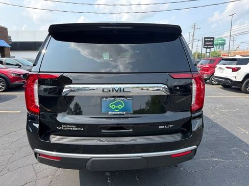 Certified 2023 GMC Yukon XL SLT w/ SLT Premium Package AWD/4WD image 5