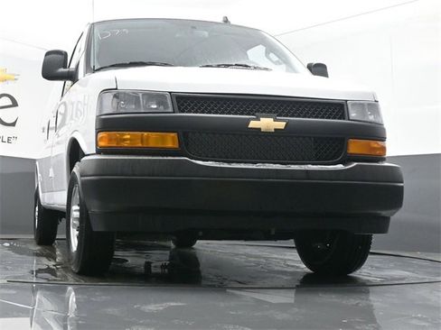New 2025 Chevrolet Express 2500 w/ Driver Convenience Package image 3