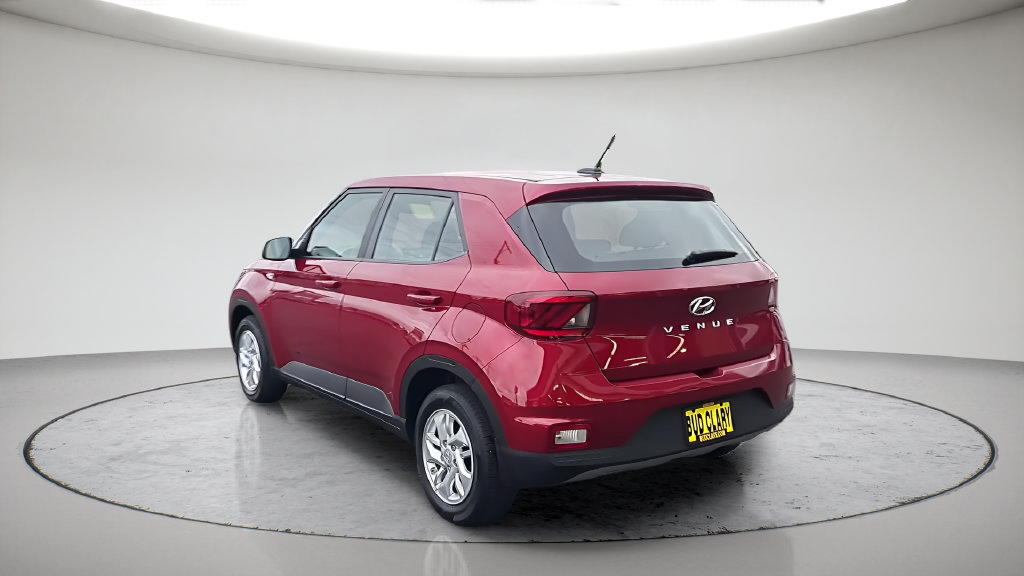 Used 2026 Hyundai Venue SE FWD image 9