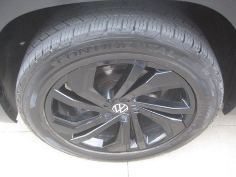 Used 2022 Volkswagen Atlas SE AWD/4WD image 11