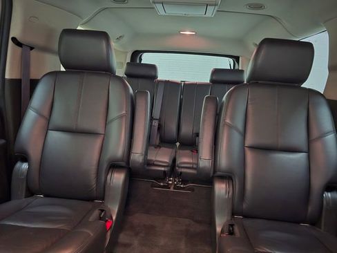 Used 2013 GMC Yukon XL SLT w/ Regional Value Package image 27