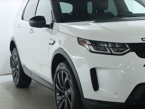 Used 2023 Land Rover Discovery Sport S image 12
