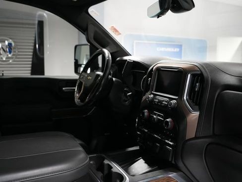 Used 2023 Chevrolet Silverado 3500 High Country w/ Z71 Off-Road Package image 22