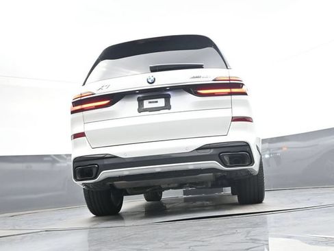 Used 2025 BMW X7 xDrive40i w/ M Sport Package AWD/4WD image 33