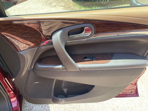 Used 2015 Buick Enclave Premium w/ Experience Buick Package image 17